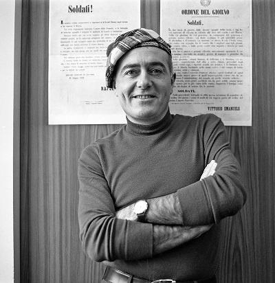 mino_milani_in_redazione_al_corriere_della_sera_archivio_milani.jpg