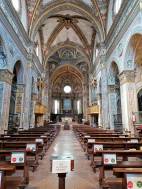 Interno_della_Basilica_del_Santissimo_Salvatore_-_Pavia_original