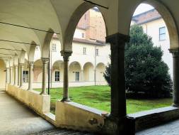 San_tommaso_chiostro_original