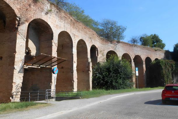 I Bastioni - Spendiamo a Pavia