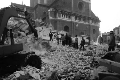 Le Torri Medioevali e il crollo del 1989 - Spendiamo a Pavia