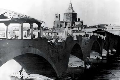 Le bombe sul ponte coperto. Il “ratto” del rettore e il mistero della salma di mussolini alla Certosa - Spendiamo a Pavia