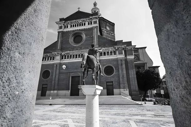 Duomo di Pavia Time - Spendiamo a Pavia